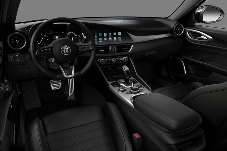 Alfa Romeo GIULIA inside image
