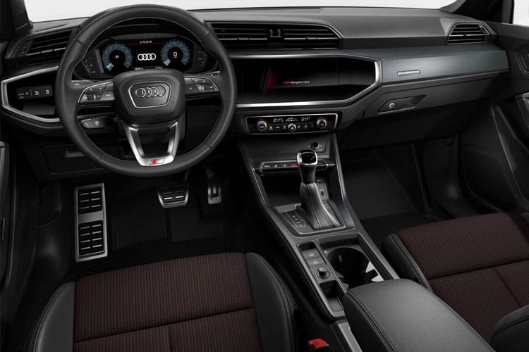 Audi Q3 inside image