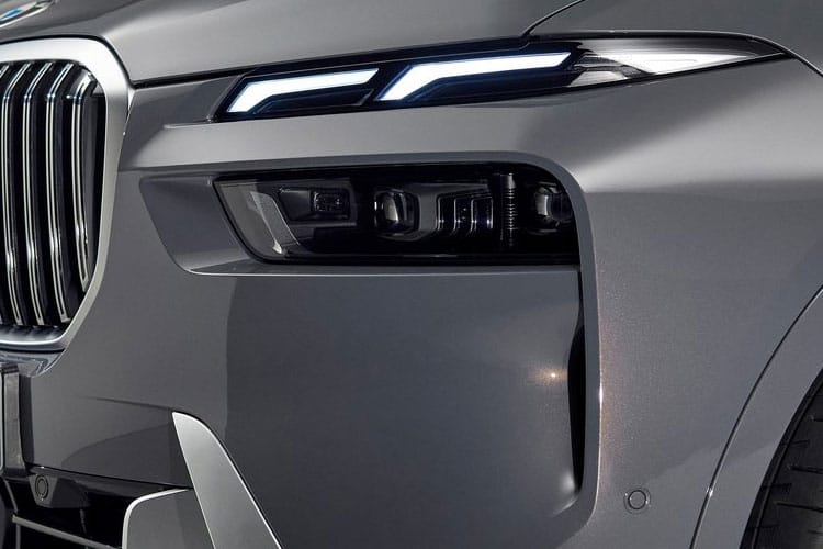 BMW X7 detail image