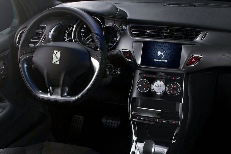 Ds DS 3 inside image