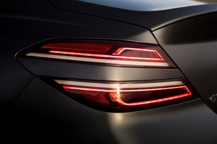Genesis G70 detail image