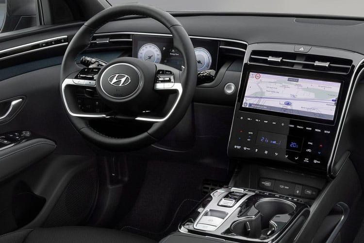 Hyundai TUCSON inside image