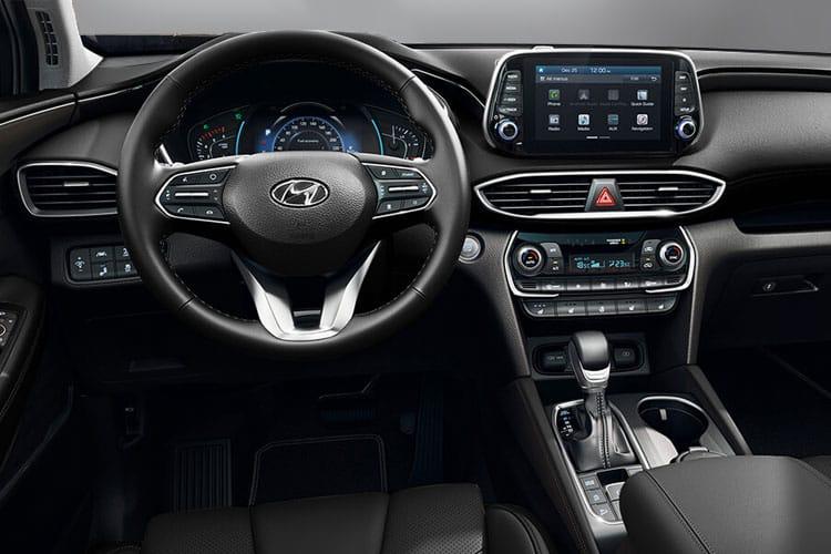Hyundai SANTA FE inside image