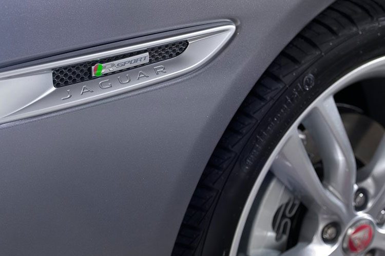 Jaguar XF detail image