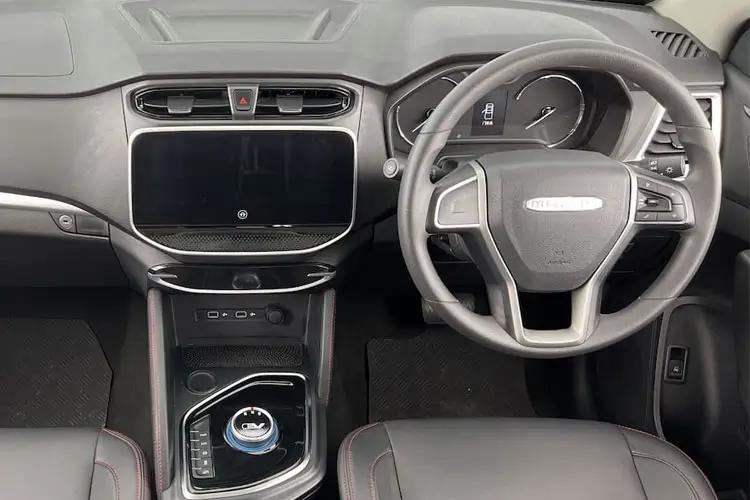 Maxus T90 inside image