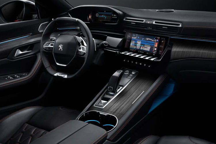 Peugeot 508 inside image