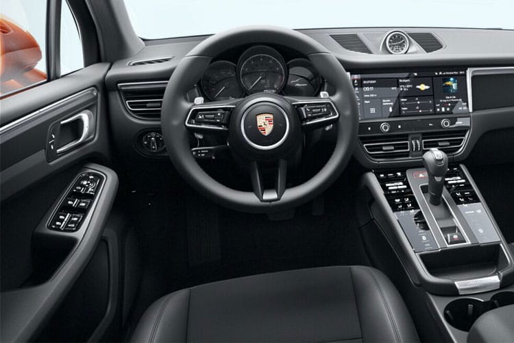 Porsche MACAN inside image