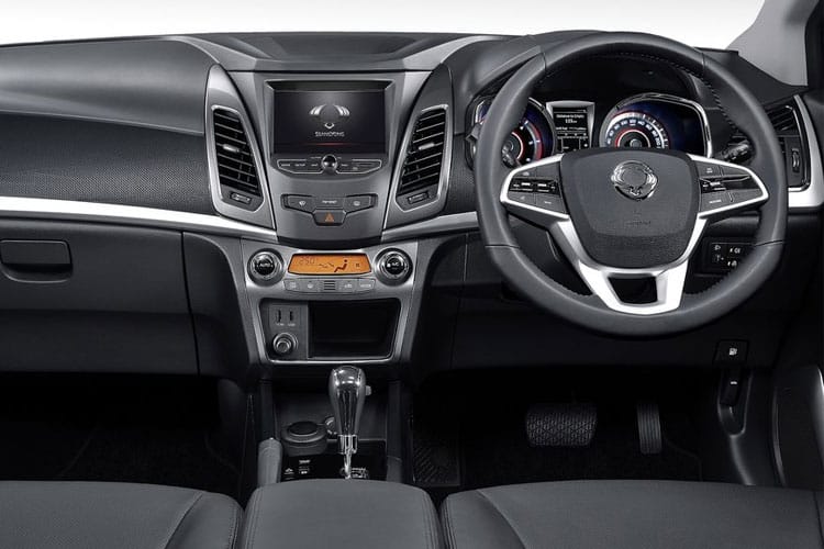 Ssangyong KORANDO inside image