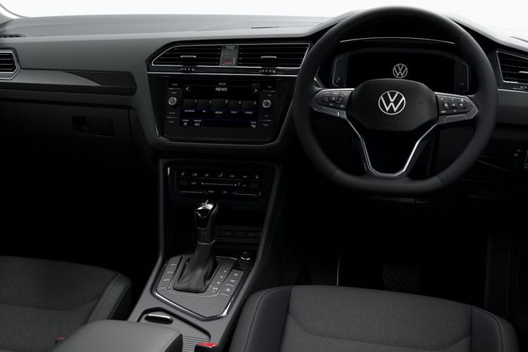 Volkswagen Tiguan Estate inside image