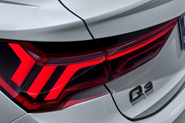 Audi Q3 detail image