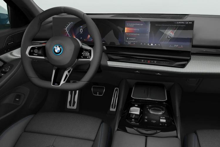 BMW I5 Touring inside image