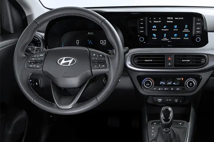 Hyundai I10 Hatchback inside image