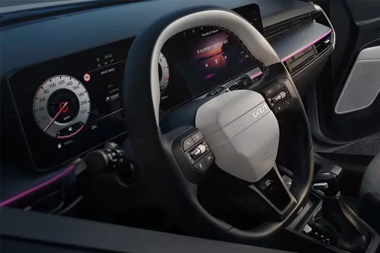Kia Stonic Estate inside image
