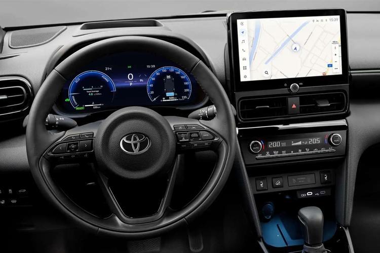 Toyota Yaris Cross Estate inside image