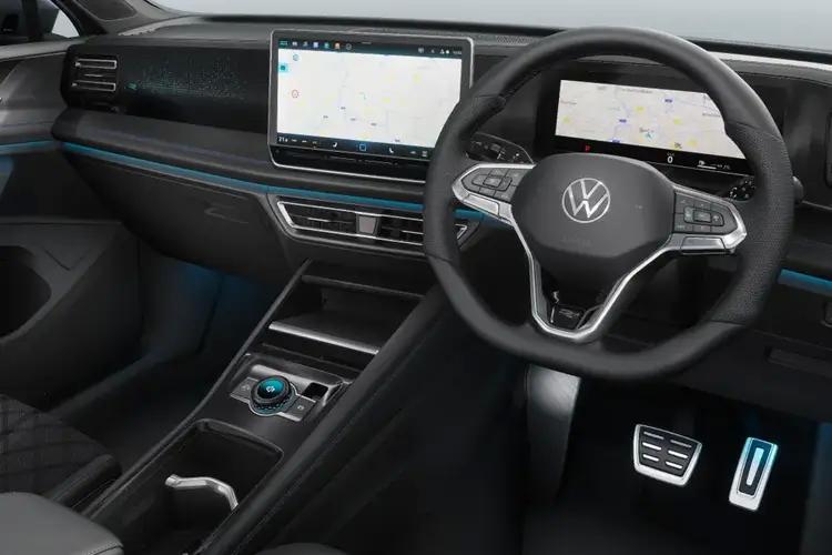 Volkswagen Tiguan Estate inside image